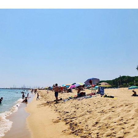 Caldetas Villa Калдес д'Естрак Екстериор снимка